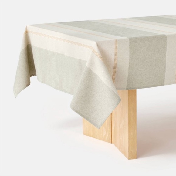 STUDIO MCGEE NWT textured stripe tablecloth -green -60x104 - Picture 1 of 5